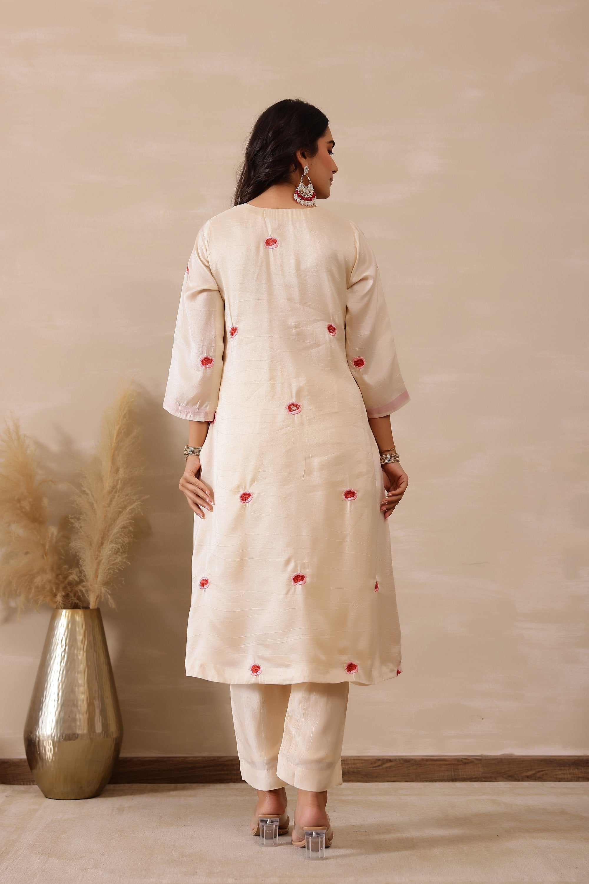Silk Female Off white Tunic Set