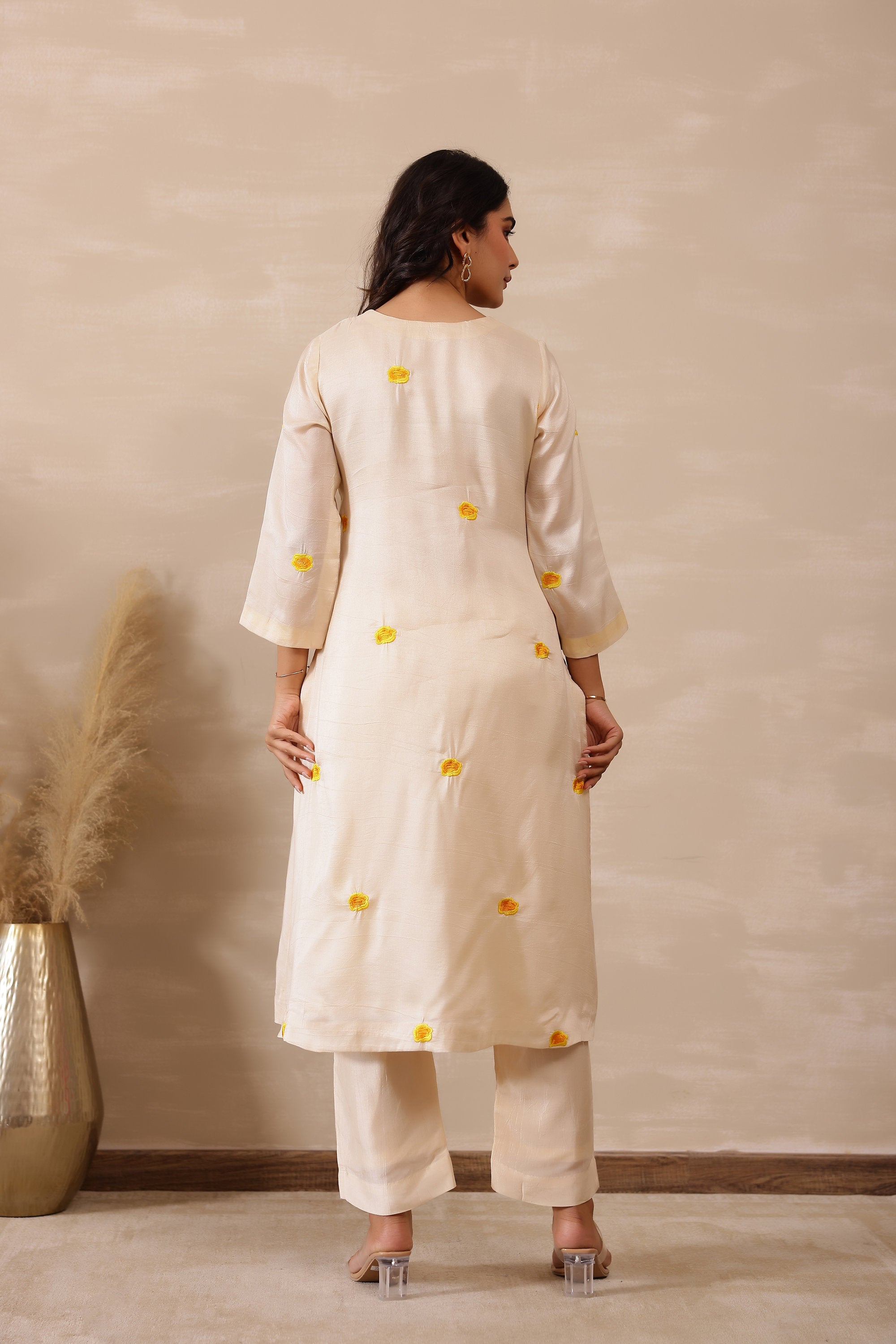 Silk Female Off white Tunic Set