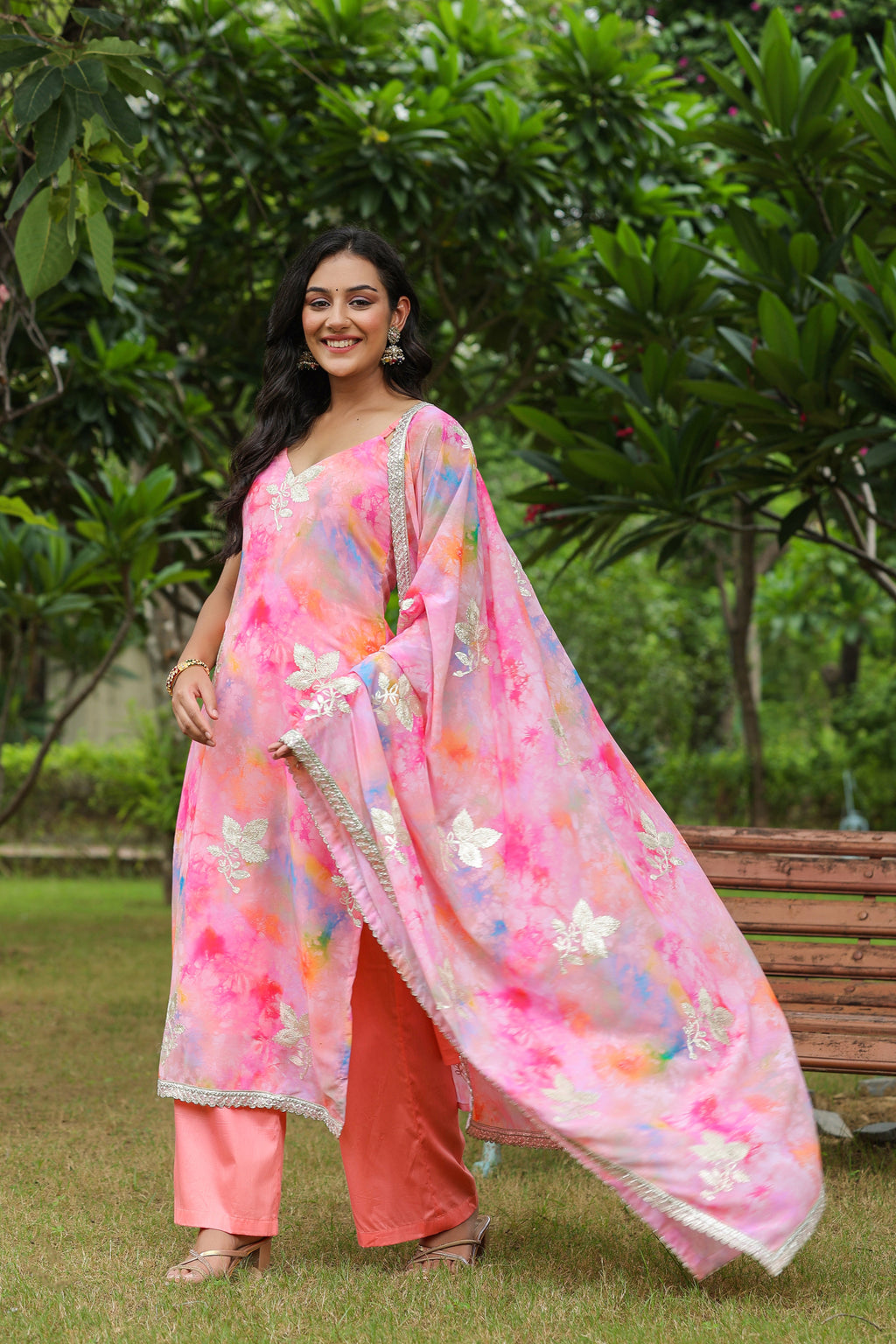 Pink Georgette Floral Embroidered Kurta Pant Set Of 3