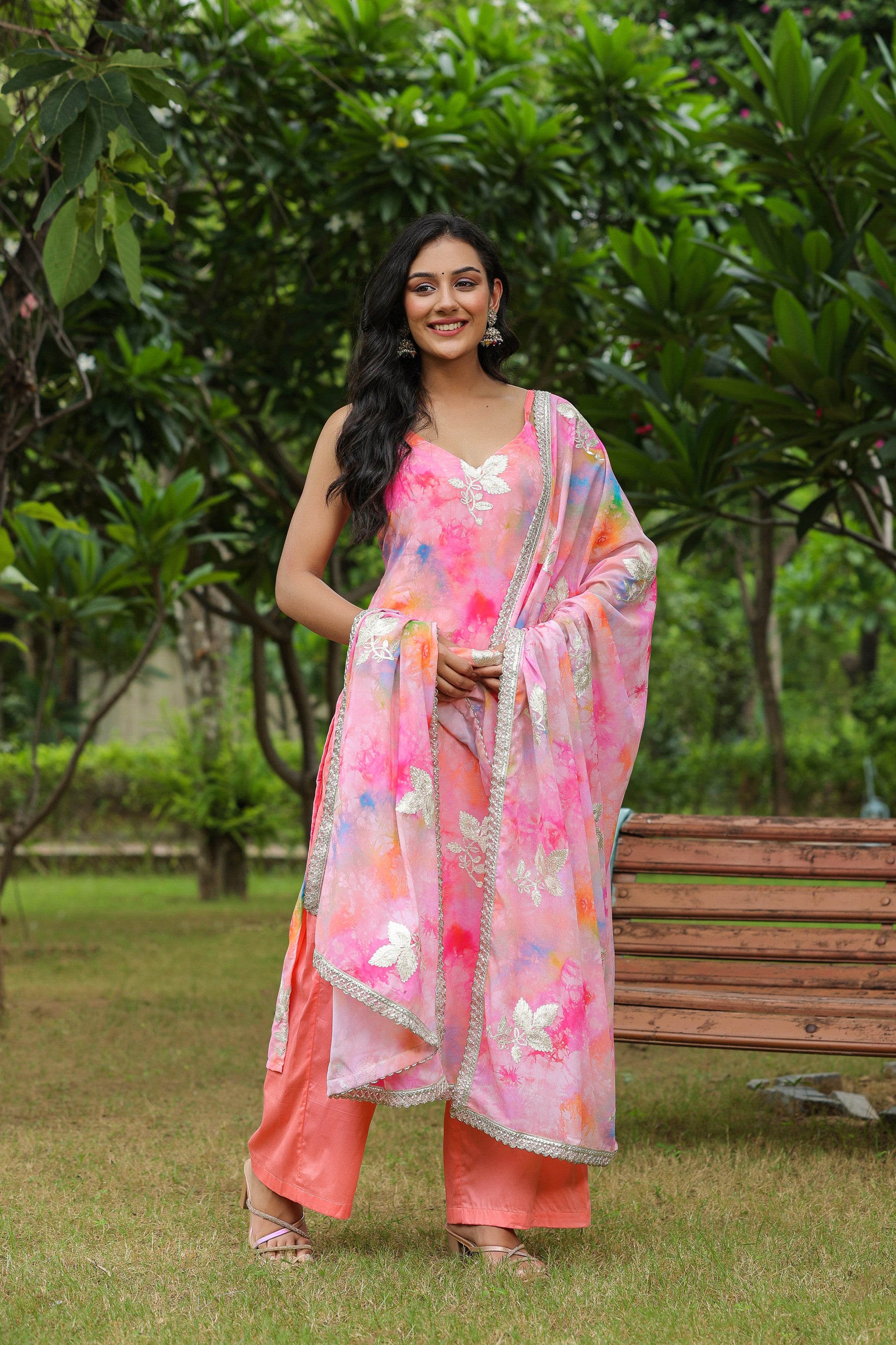 Pink Georgette Floral Embroidered Kurta Pant Set Of 3