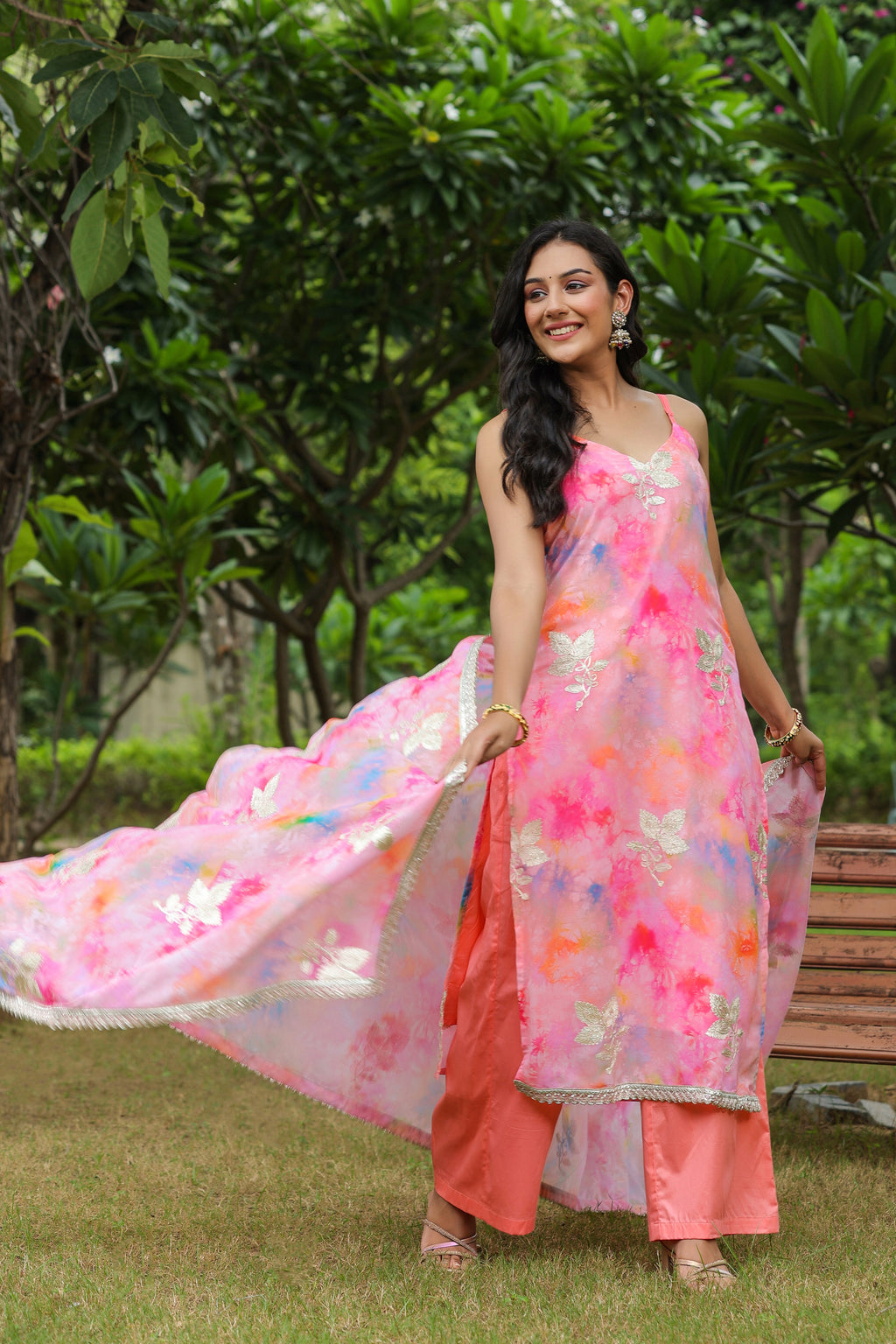 Pink Georgette Floral Embroidered Kurta Pant Set Of 3