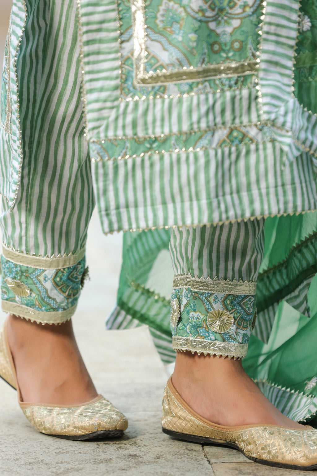 Green Printed Cotton Embroidered Kurta Suit- Set Of 3