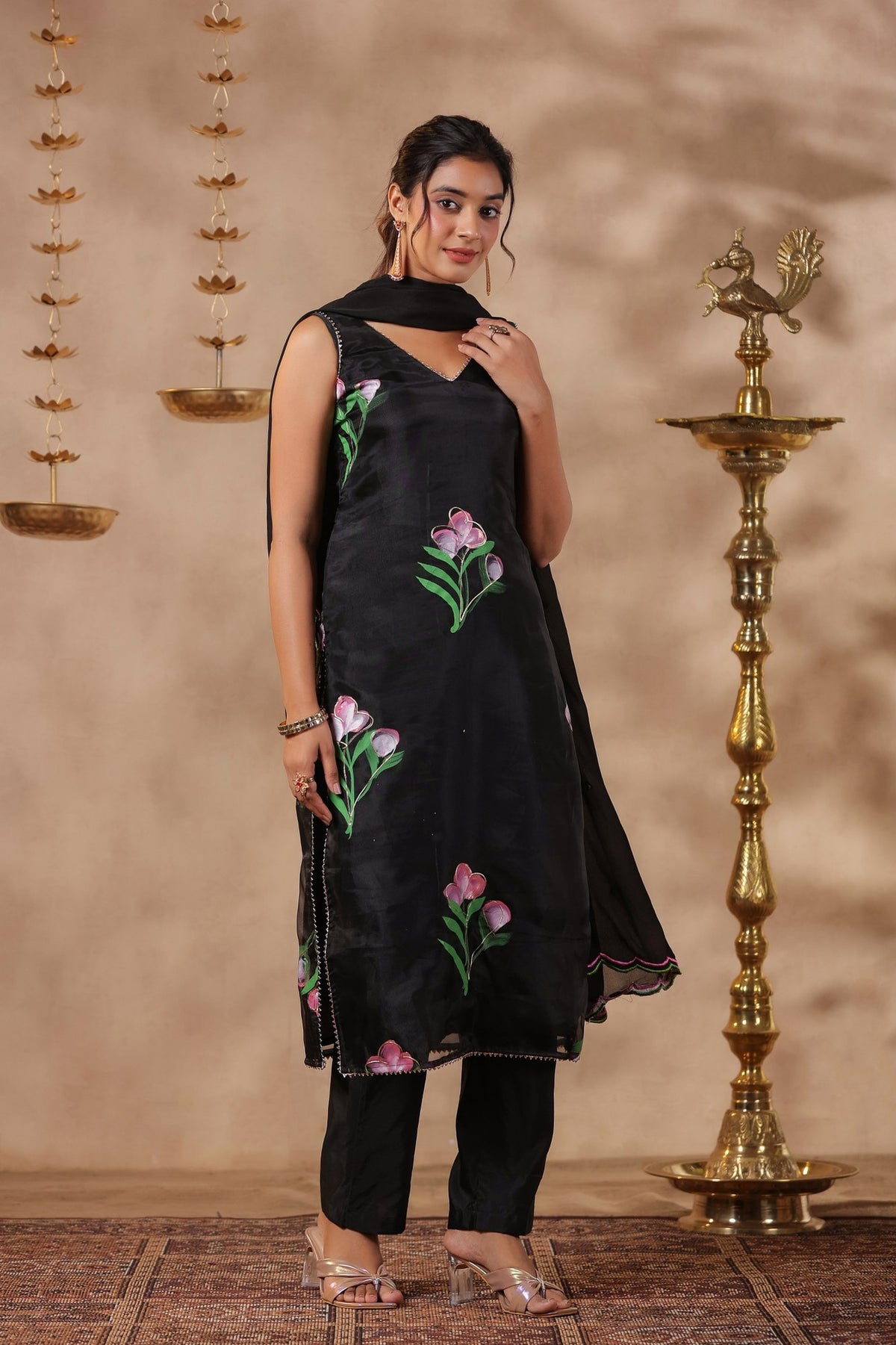 Black Organza Brush Print Stright Kurta Set With Embroidery Duptta Set Of 3