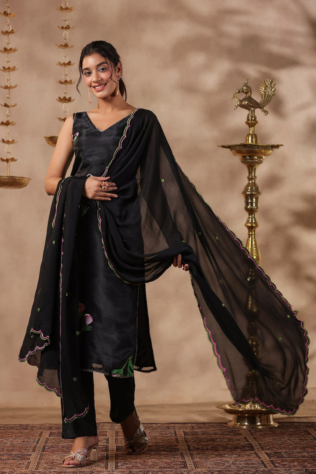 Black Organza Brush Print Stright Kurta Set With Embroidery Duptta Set Of 3