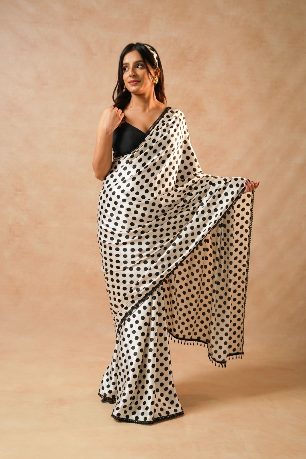 Arekaa White Black Floral Dots Naomi Designer Polka Dot Satin Saree With Crystal Lace For Womens