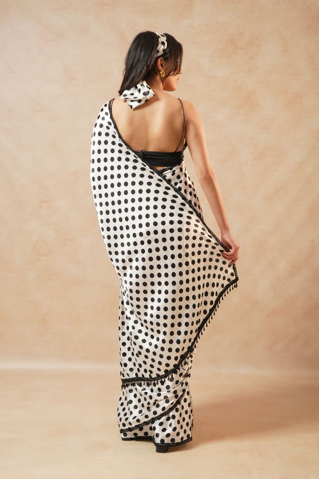 Arekaa White Black Floral Dots Naomi Designer Polka Dot Satin Saree With Crystal Lace For Womens