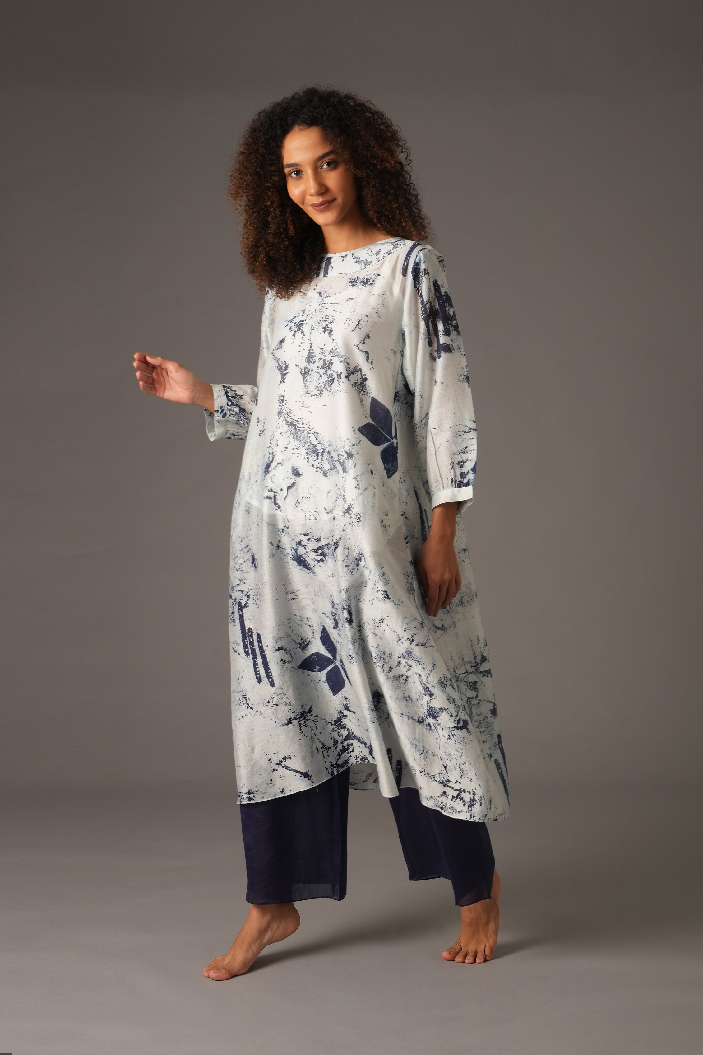 Texcher Print Round Neck Back Pleated Dress with pant & Scarff