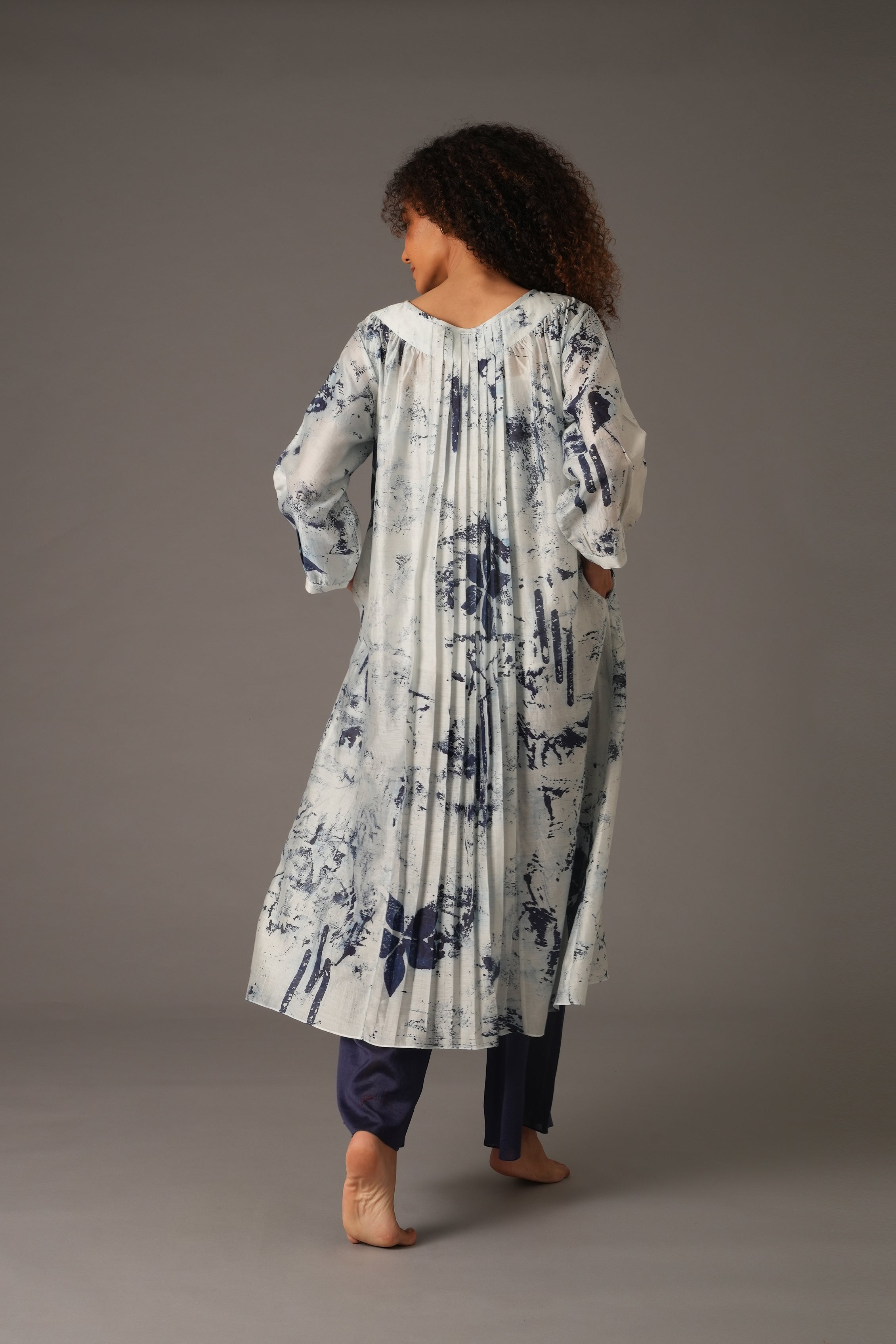Texcher Print Round Neck Back Pleated Dress with pant & Scarff