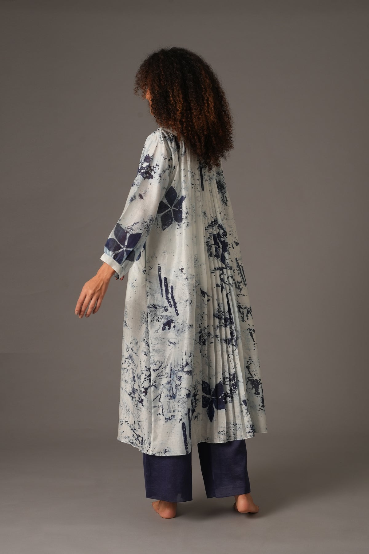 Texcher Print Round Neck Back Pleated Dress with pant & Scarff