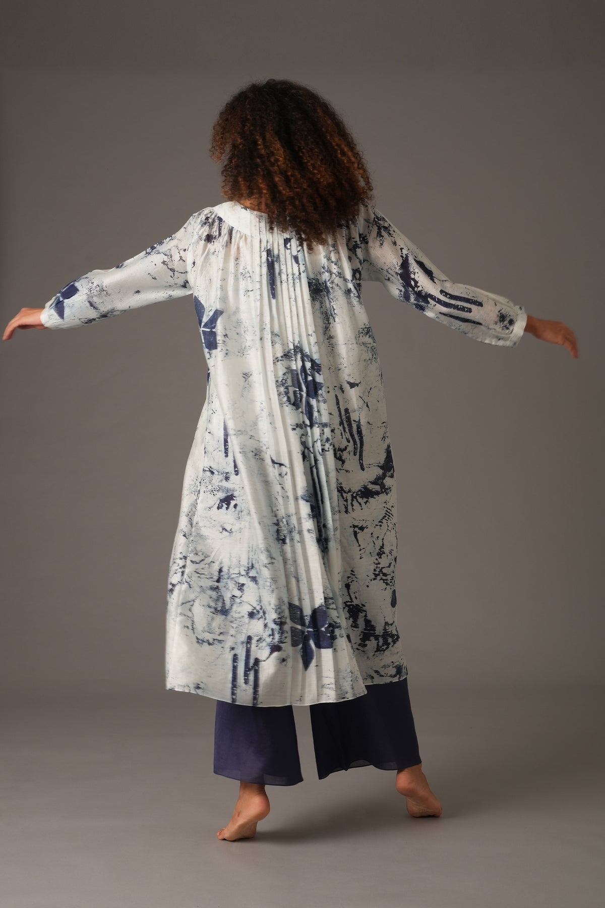 Texcher Print Round Neck Back Pleated Dress with pant