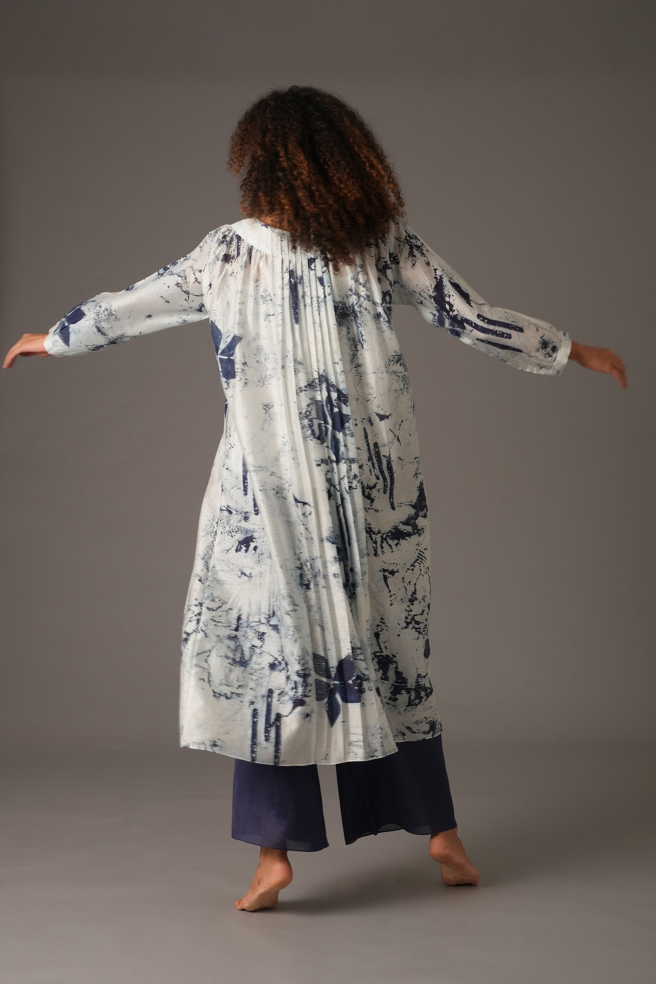 Texcher Print Round Neck Back Pleated Dress with pant & Scarff