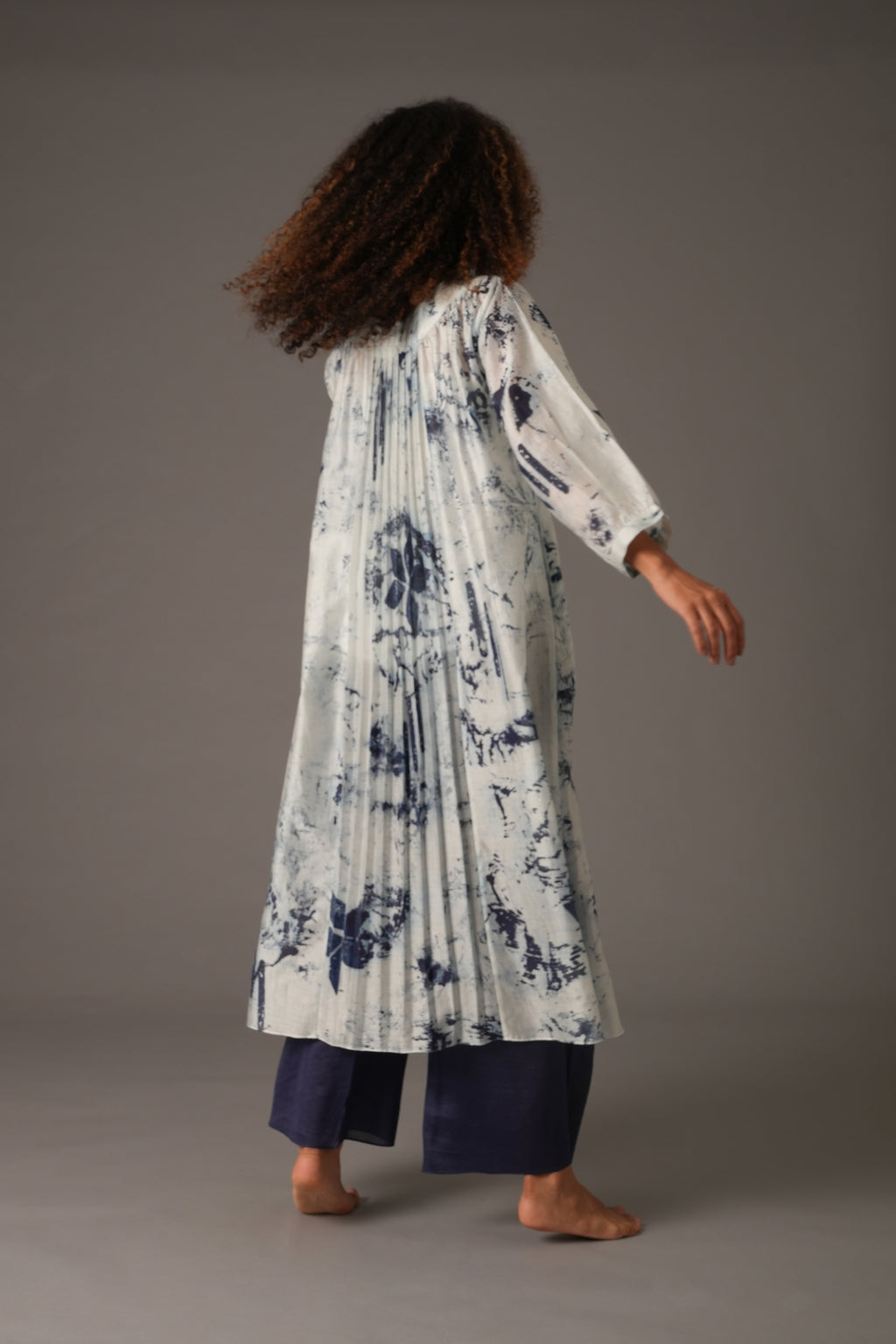 Texcher Print Round Neck Back Pleated Dress with pant