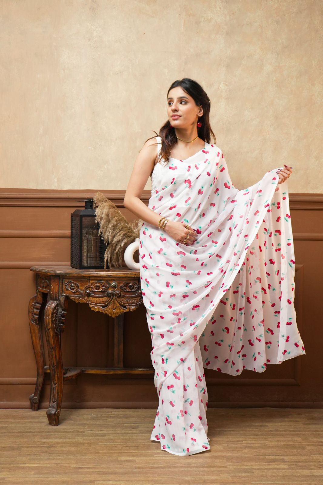 Arekaa White Floral Summer Cherry Digital Print Georgette Saree For Womens