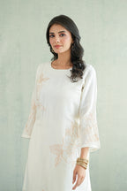 White Rose Embroidered Tunic Set