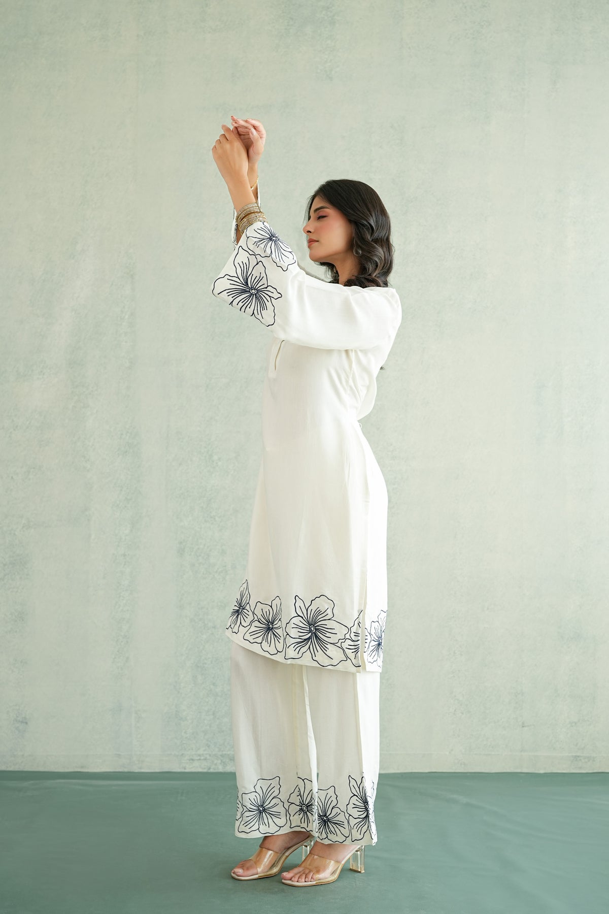 White Floral Embroidered Tunic Set