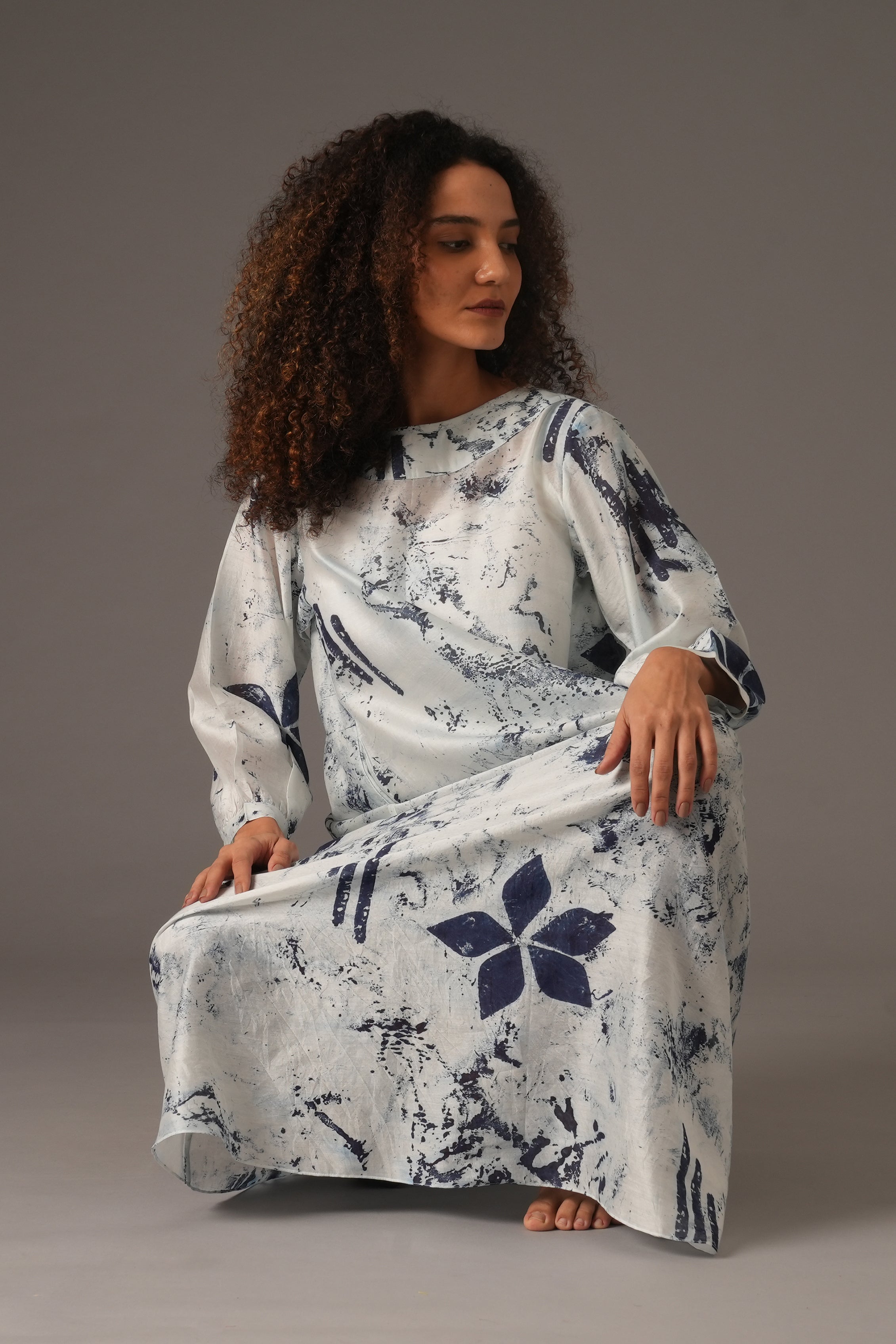 Texcher Print Round Neck Back Pleated Dress with pant