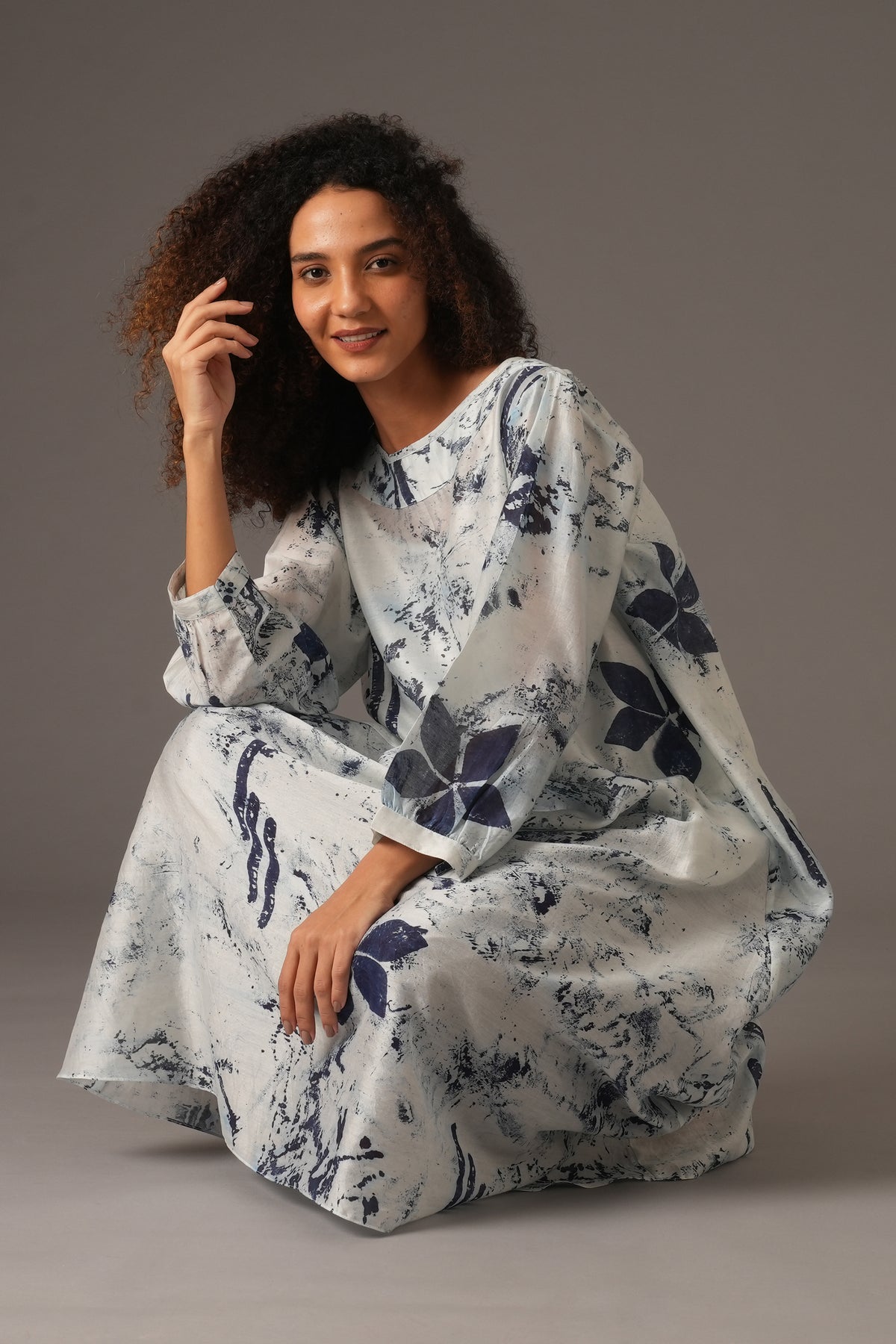 Texcher Print Round Neck Back Pleated Dress with pant