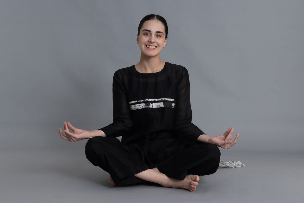 Black Textured Pleated Dress Co-ord