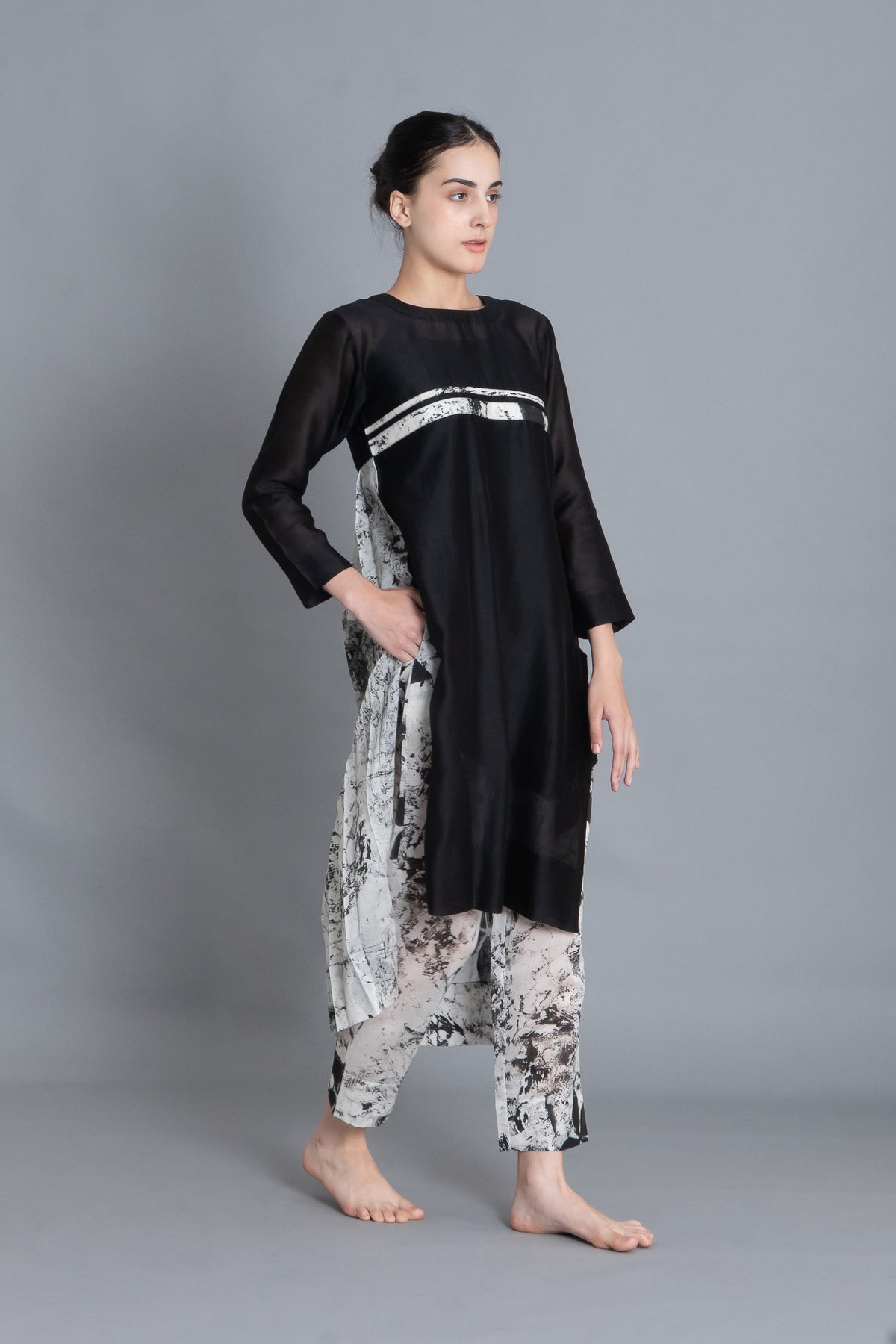 Black Textured Pleated Dress Co-ord