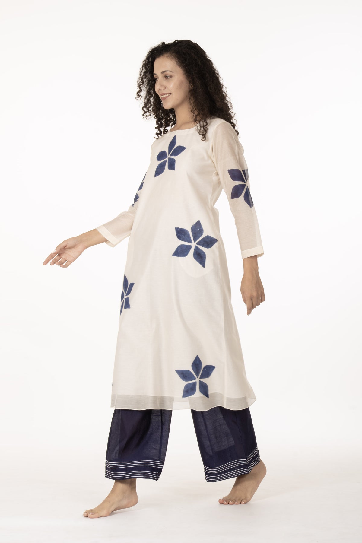 Blue Bloom Kurta with Bottom