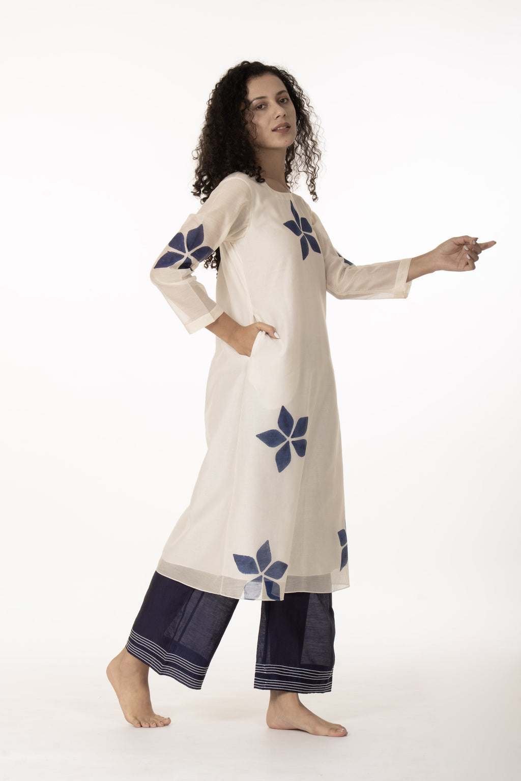 Blue Bloom Kurta with Bottom