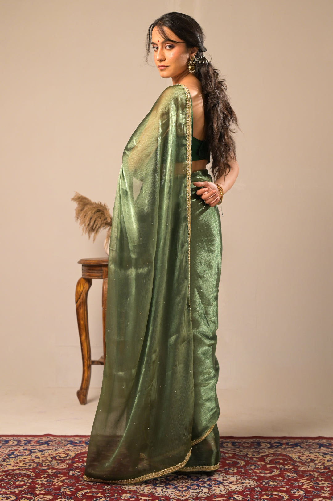 Arekaa Green Gold Emerald Aura Crush Tissue Silk Saree With Golden Border For Womens