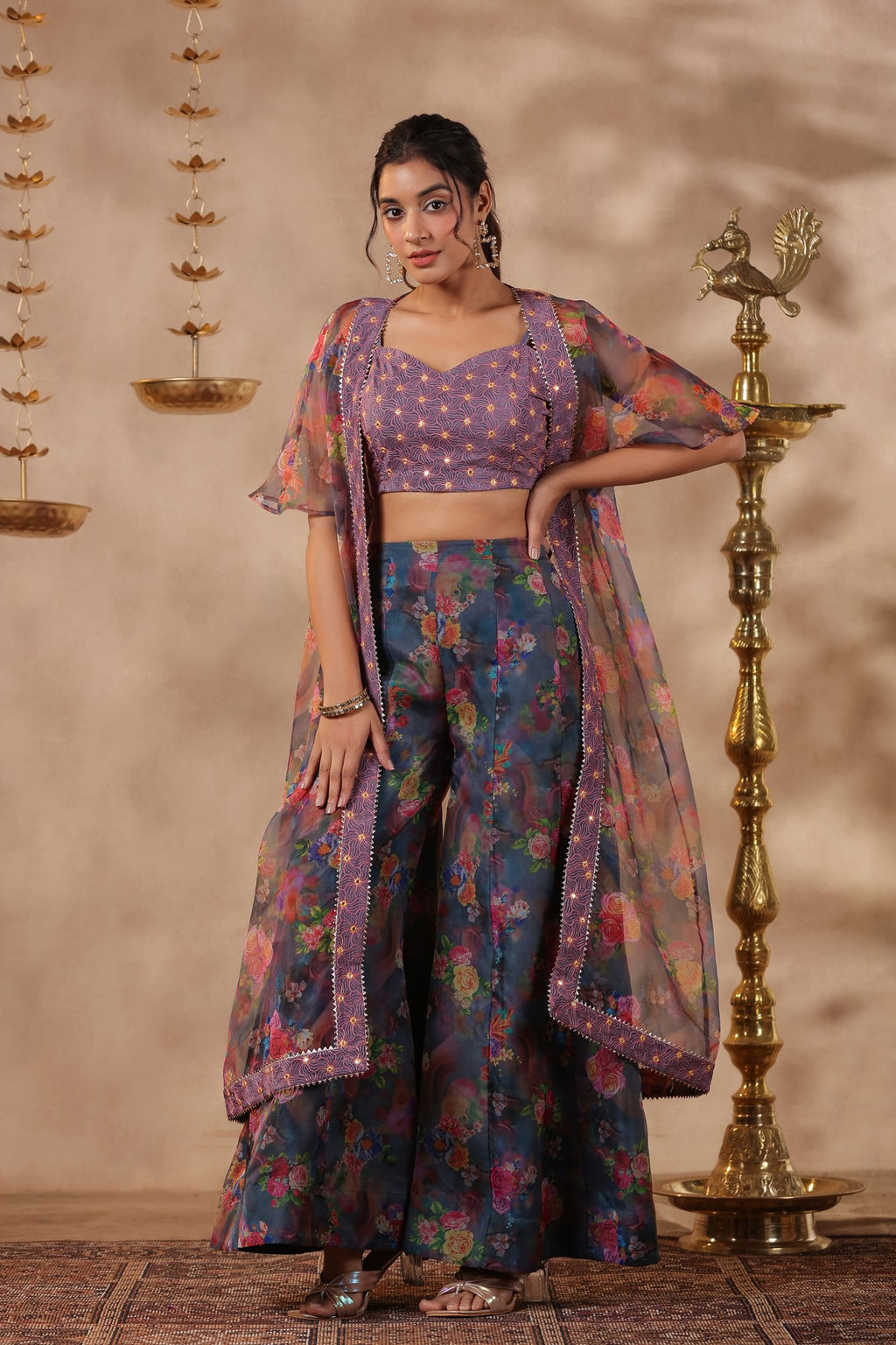 Grey Printed Organza Shrug Set With Embroidery Top Set Of 3