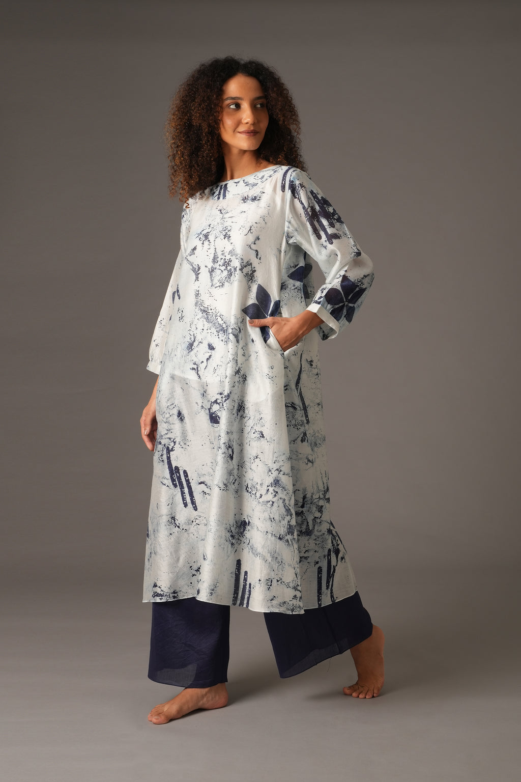 Texcher Print Round Neck Back Pleated Dress with pant & Scarff