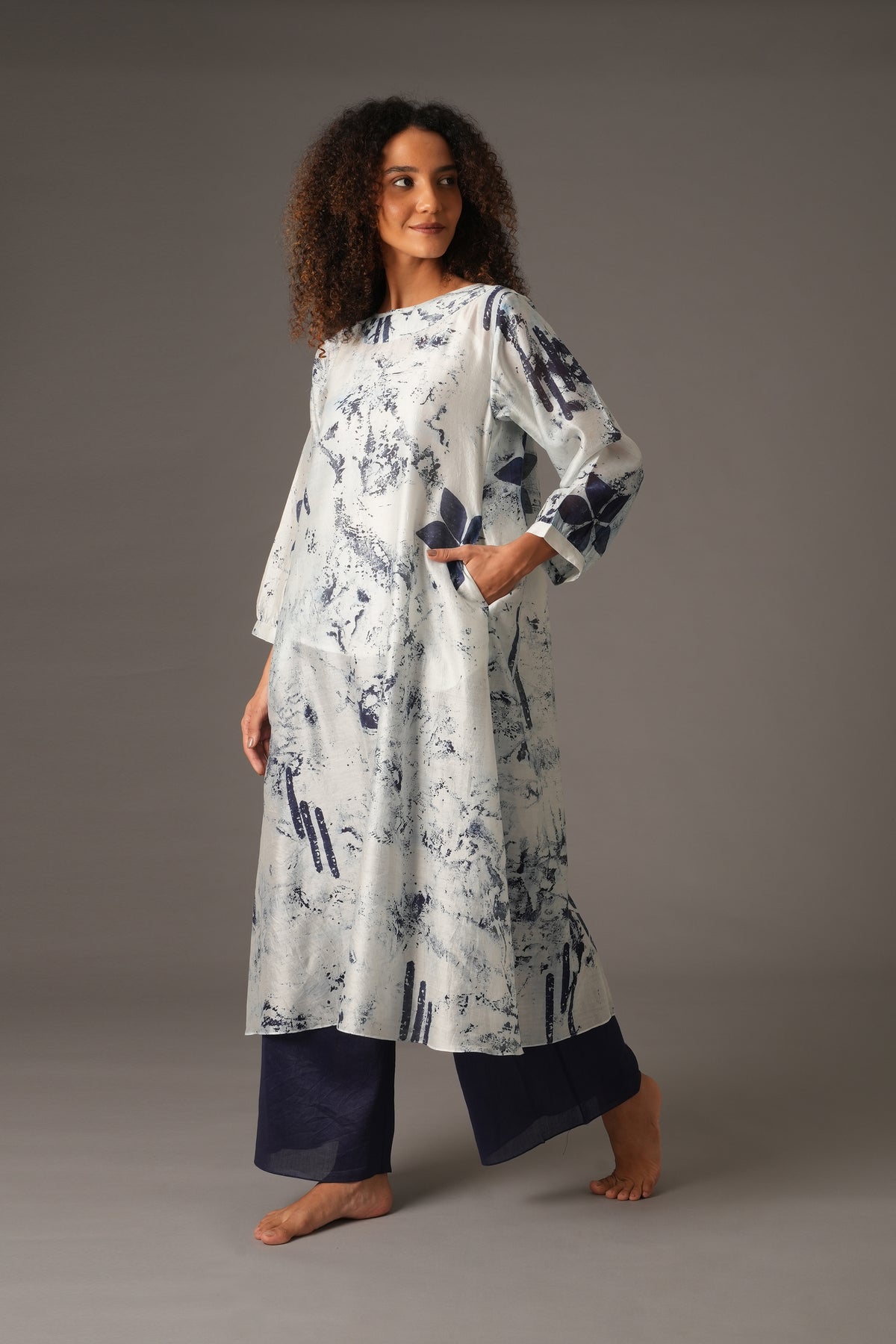 Texcher Print Round Neck Back Pleated Dress with pant & Scarff